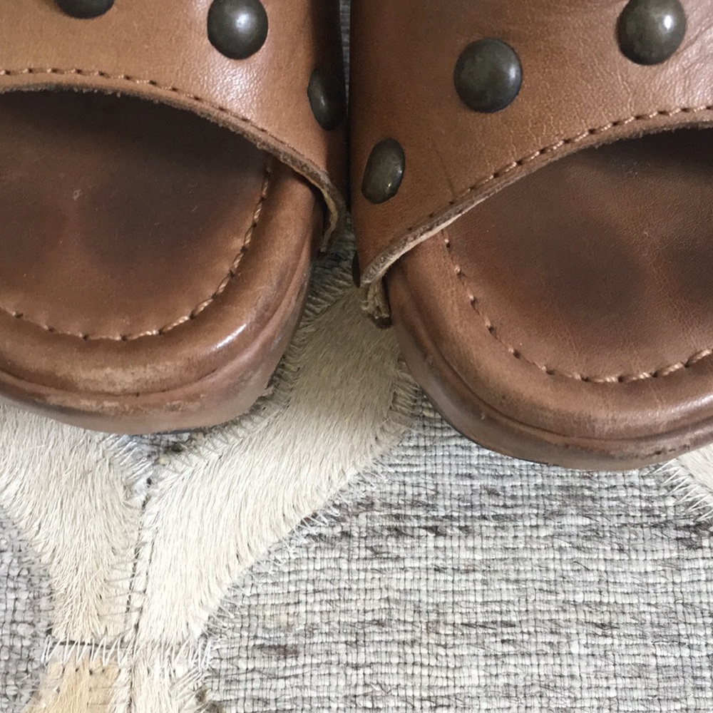 Stuart Weitzman Leather Open Toe Clogs - image 5